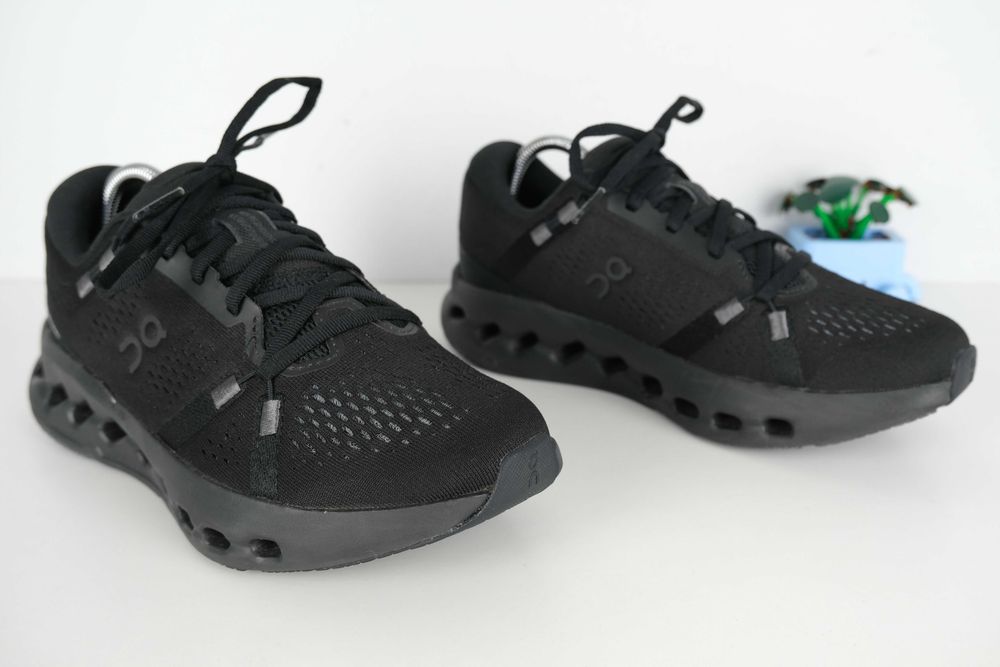 On cloud damskie buty do biegania r 38