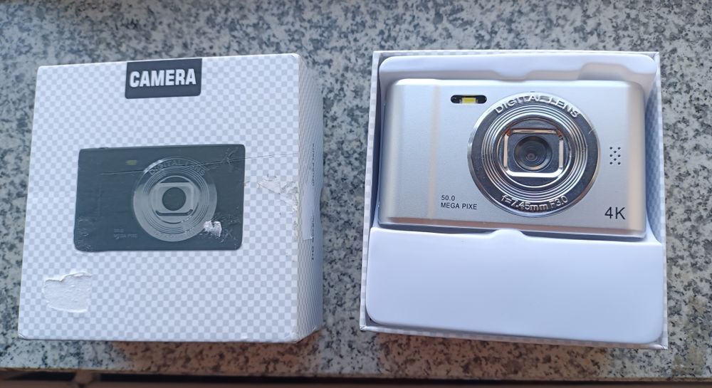 Câmara fotográfica nova