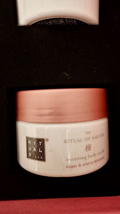 Набор для тела Ritual of Sakura