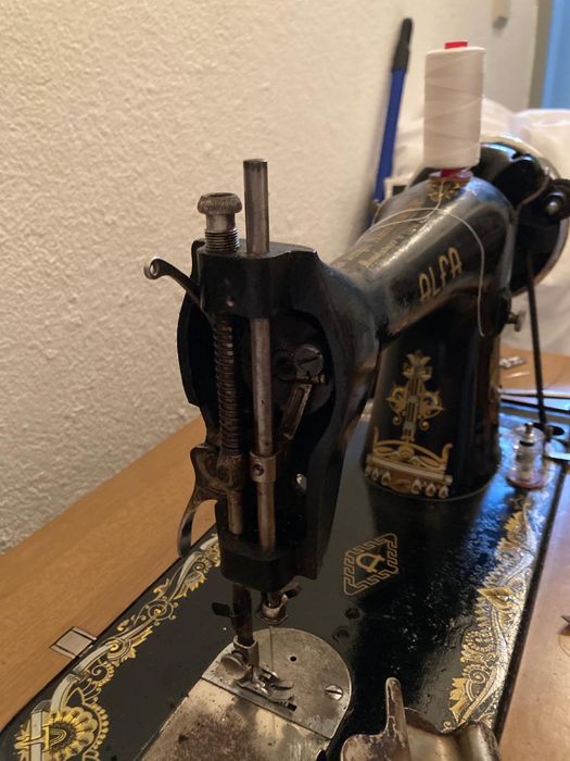Maquina de costura Oliva  vintage