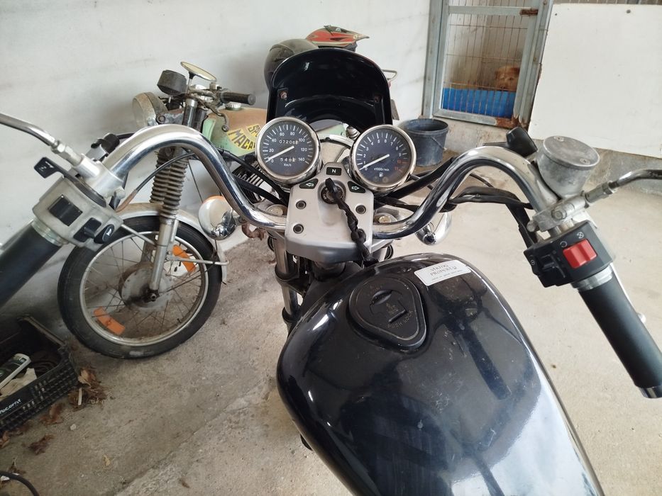 Mota usada poucos kl 125cc venda ou troca por moto4 125cc matrículada