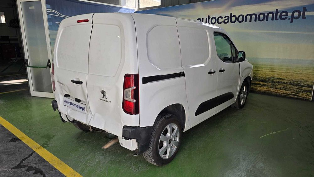 Peugeot Partner 1.5 BlueHDI  -  Salvado