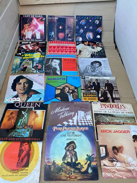 Lote 74 vinil - queen elton john mico Jagger etc