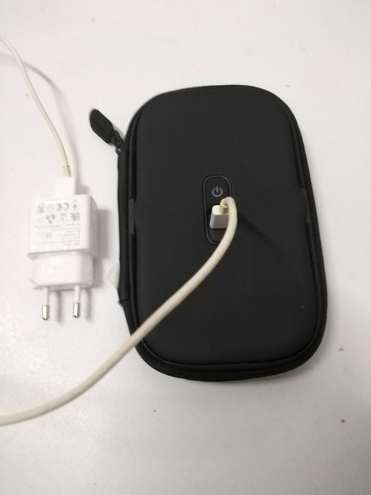 Esterilizador UV para telemóvel.