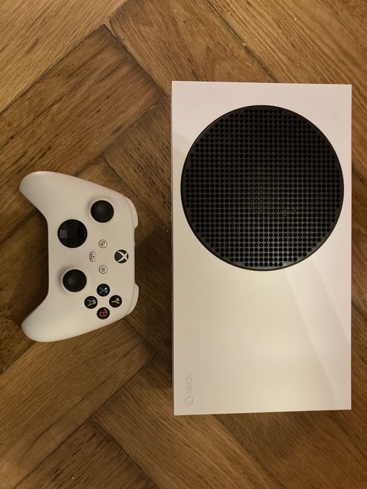 Xbox Series S + аккаунт 28 игр