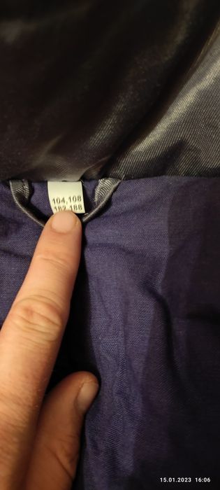 Продам зимовий комбінезон.