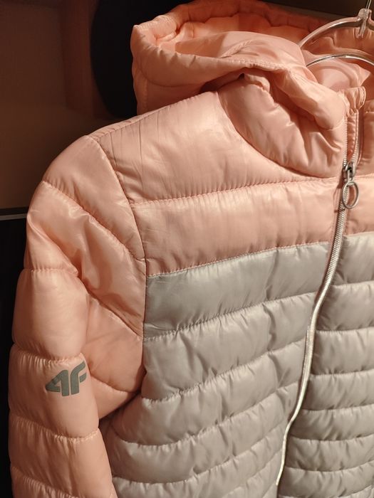 Kurtka dziewczęca puchowa 4F rozmiar 158. Stan bardzo dobry