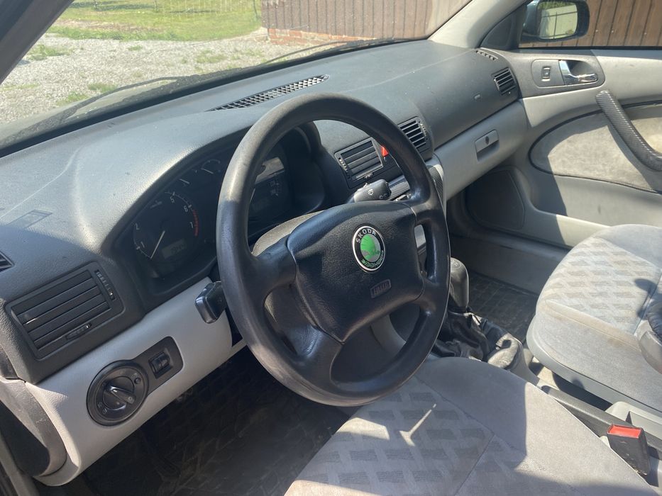 Продам автомобіль Skoda Octavia 2000 року