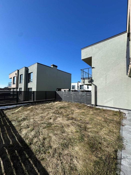 Продаж котеджу в КМ Липові роси, с. Липники 7 км до Львова