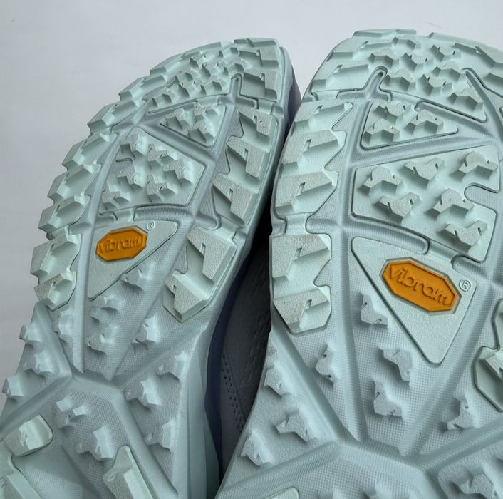 Черевики Hoka Kaha Low GTX "Mental Health (Розмір  41.4) 1126852-AIPI