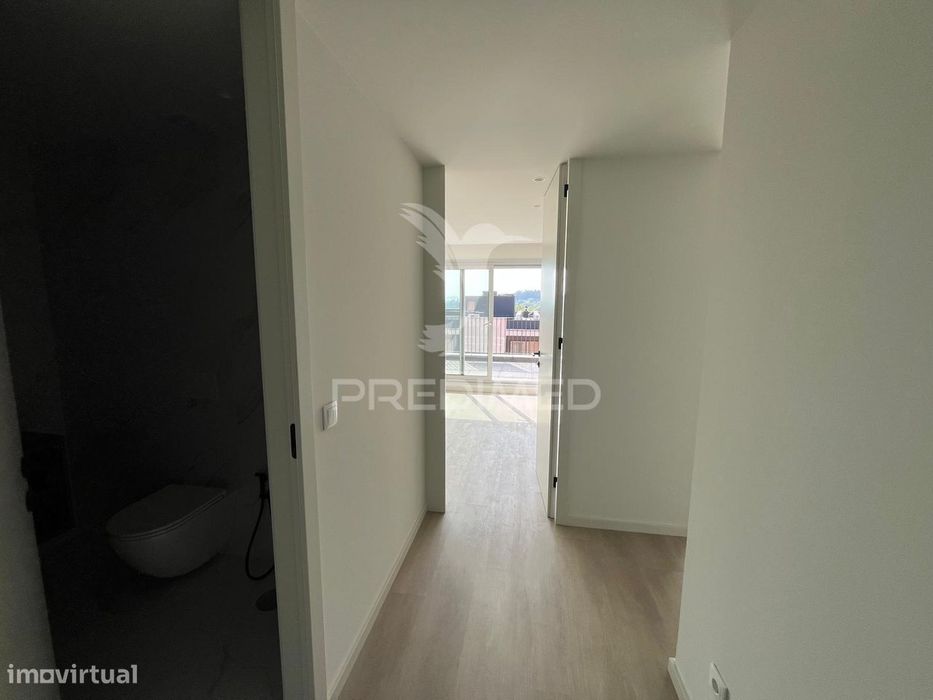 T1 no último piso com terraço e vistas desafogadas - Azurém - Guima...