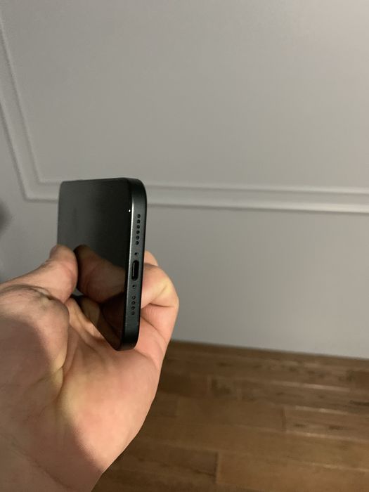 Iphone 15Plus  icloud lock esim