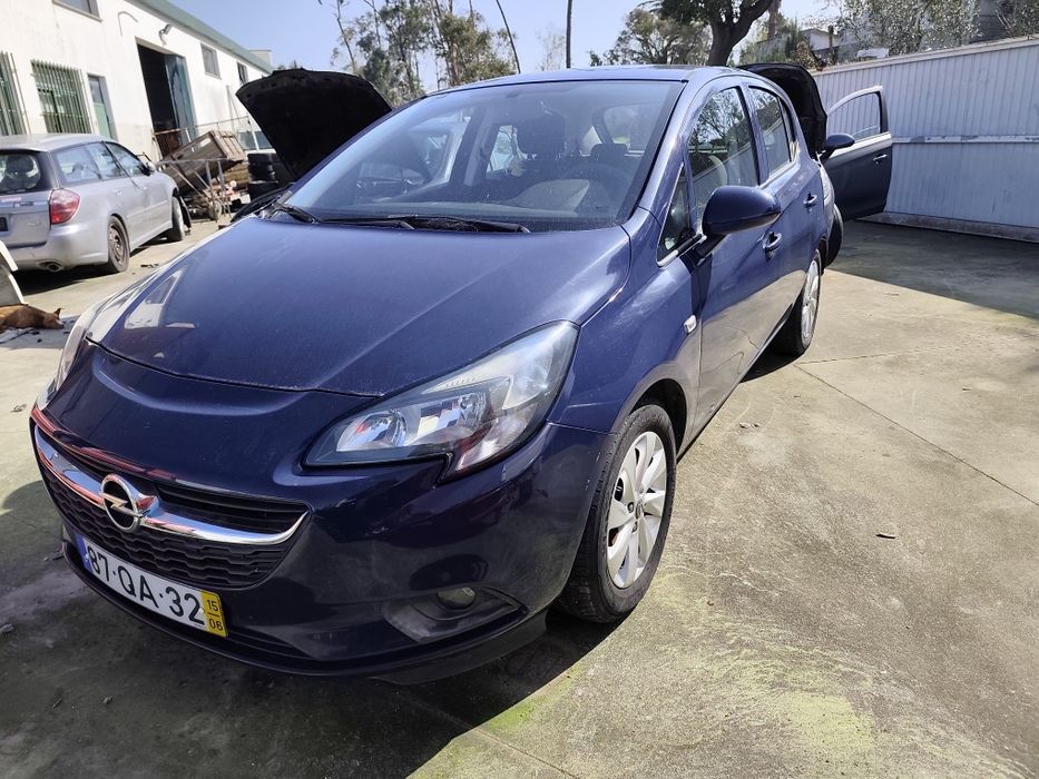 Opel Corsa E 1.3 CDTI 2015 avariado