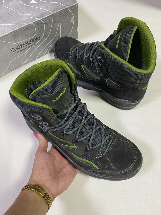 42р. Ботінки LOWA Sosto EVO GTX Mid черевики оригінал