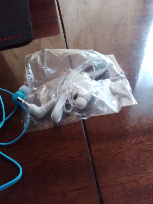 Продам навушники