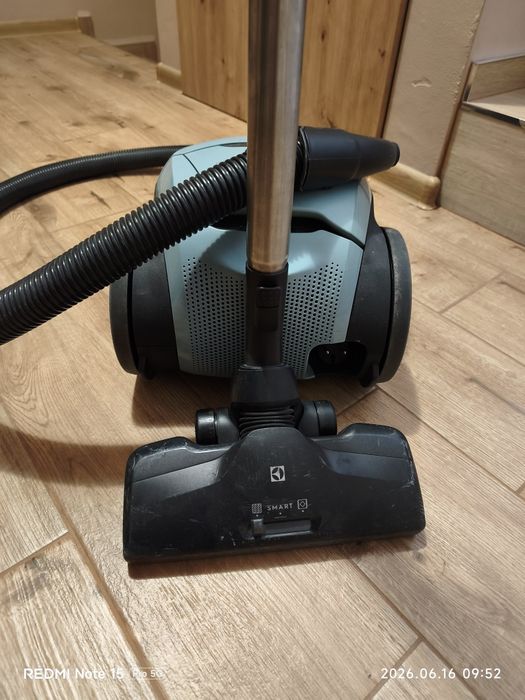 Odkurzacz Electrolux Pure D8.2 silence uszkodzony