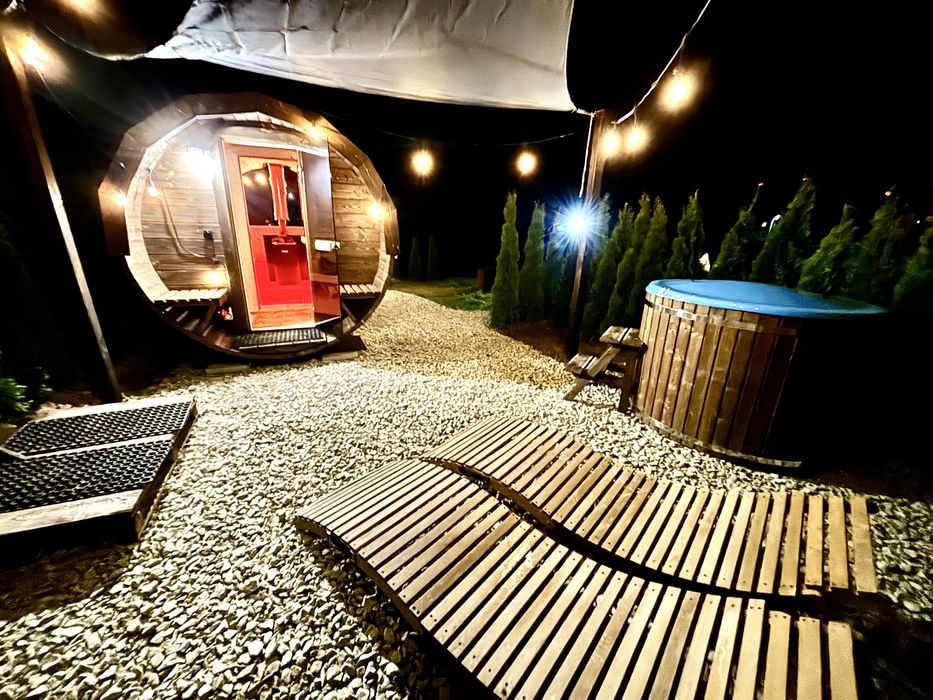 Saunowisko oferuje chaty z wlasnymi sanami, jacuzzi na wyłączność