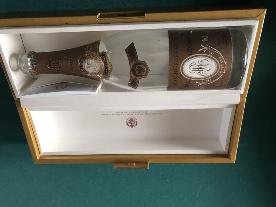 Garrafa champagne cristal vazia