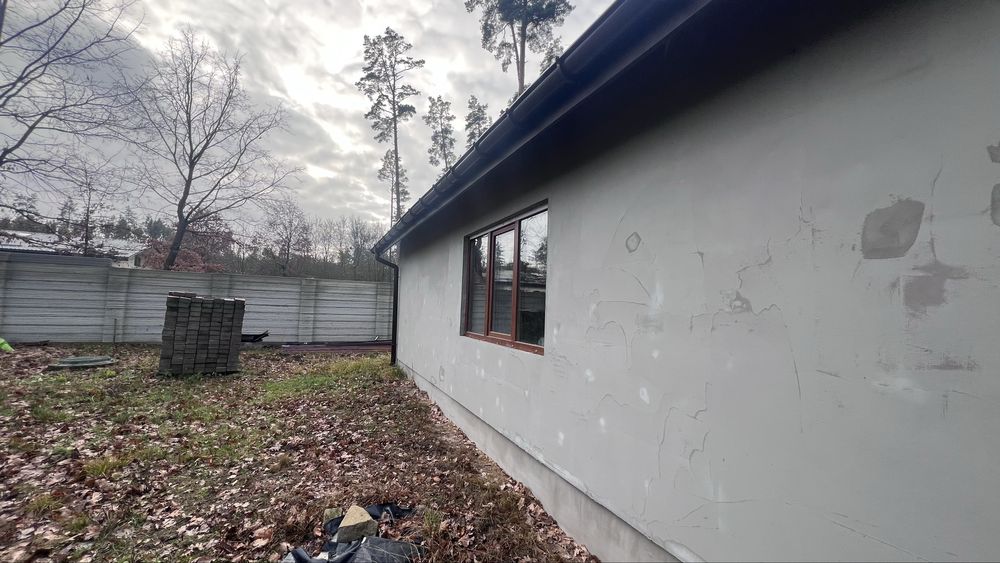 Будинок-дача ліс озеро у селі Бобриця