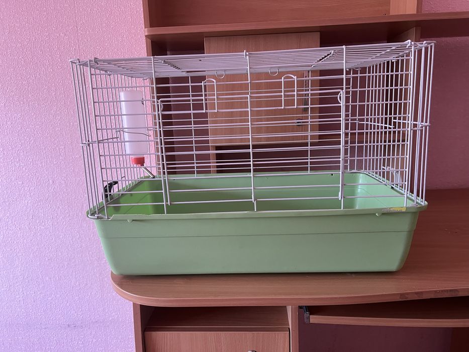 Продам клетку для морской свинки или мини кролика