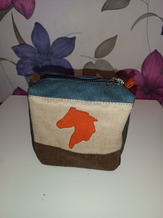 Косметичка -  з символом 2026 року. Чудовий подарунок!