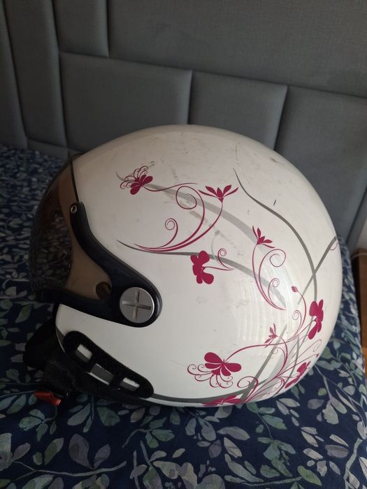 Vendo Capacete de  Senhora tamanho S