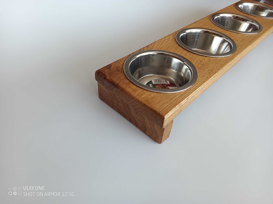 Stojak na miski dla psa lub kota 4 x 0,22l