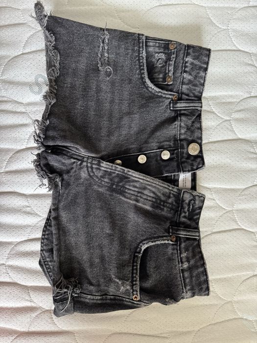 Джинсові шорти ZARA