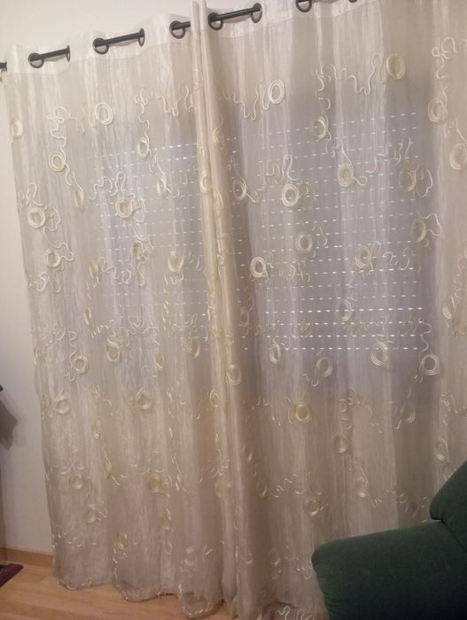 Cortinado com varão