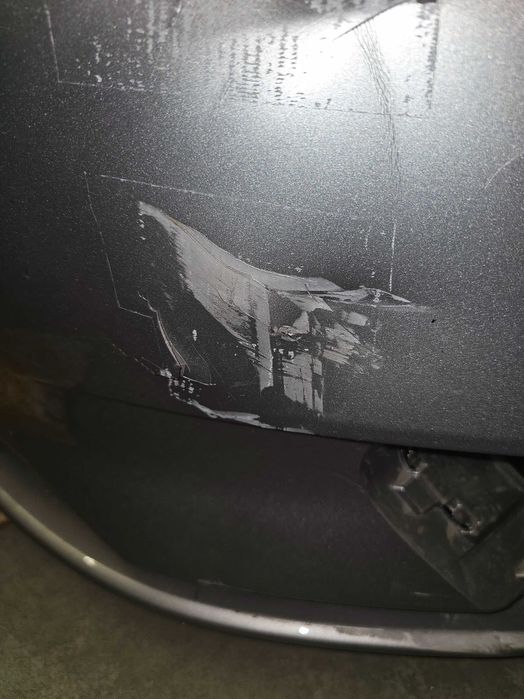zderzak opel corsa E, kolor z176, pęknięcie