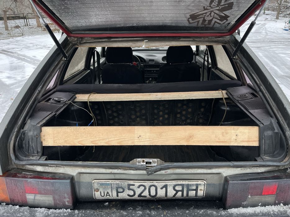 Ваз 2109  1993 год 1.5 бензин