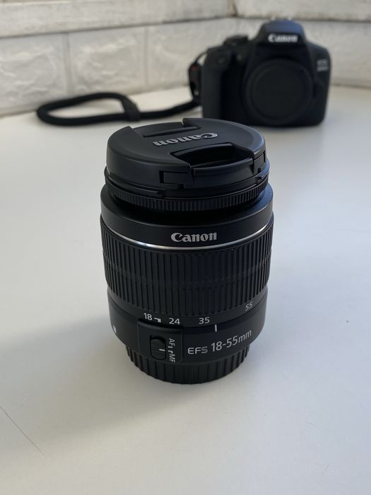 Canon 2000d com 2 lentes