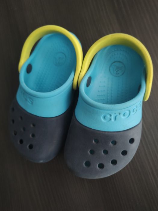 Super Crocsy C8 24-25