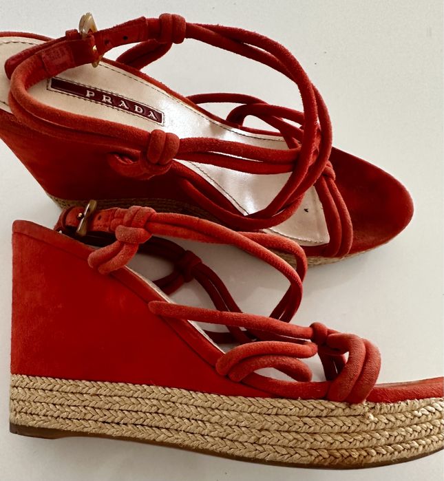 Prada - Sandália T.37 (Original)