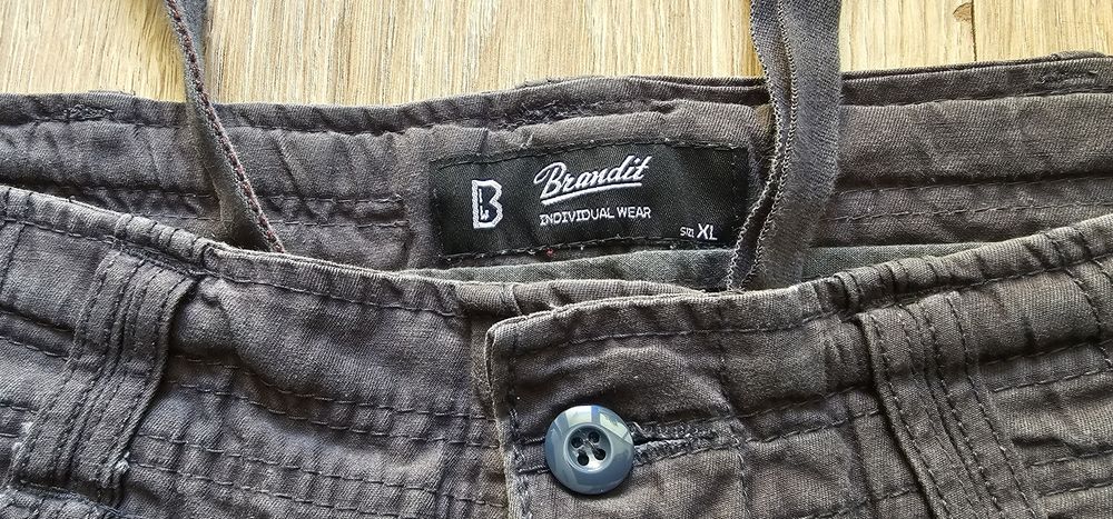 Brandit męskie bojówki rozmiar XL wymiary na zdjęciach