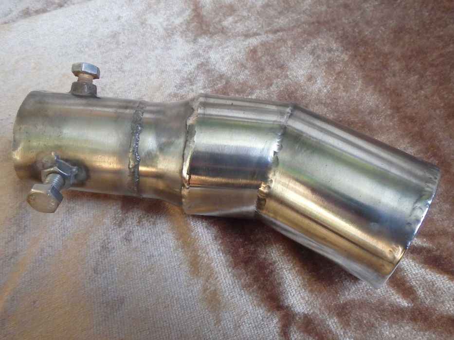 Końcówka wydechu nakładka ozdobna zakrzywiona nierdzewna