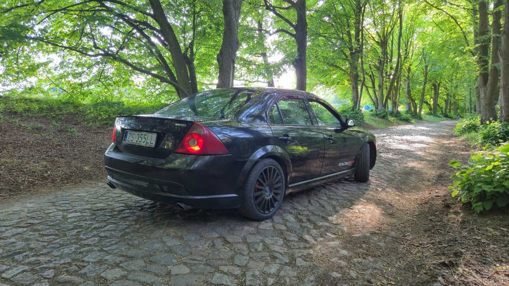 ford mondeo st220