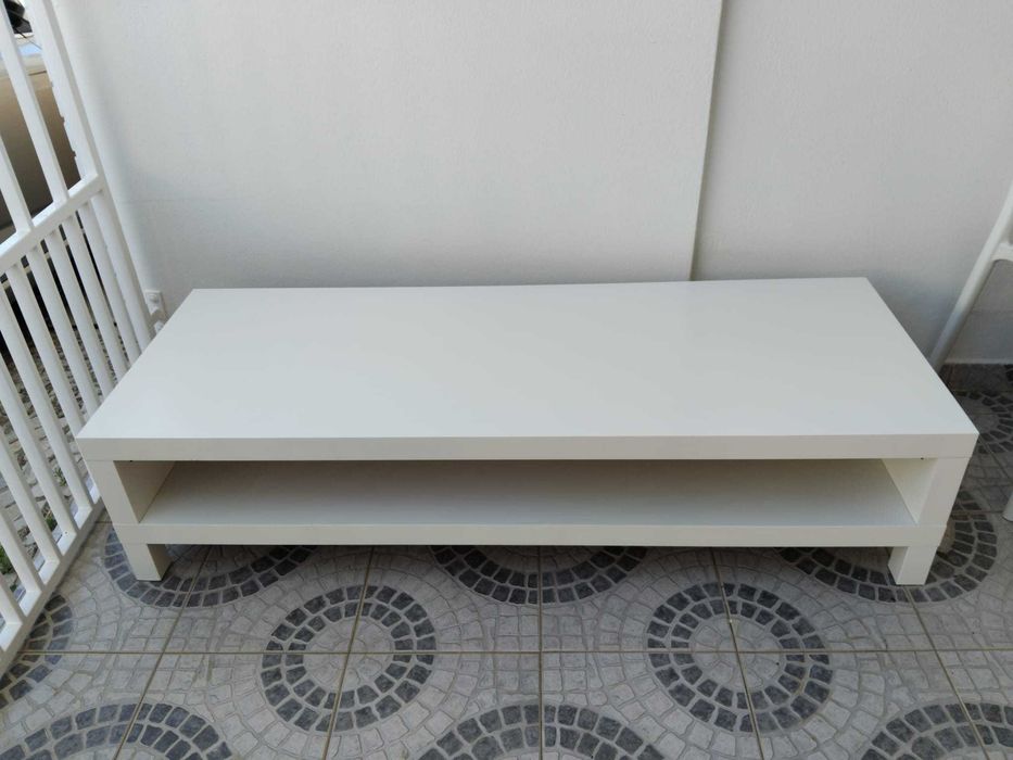 Mesa para Televisão