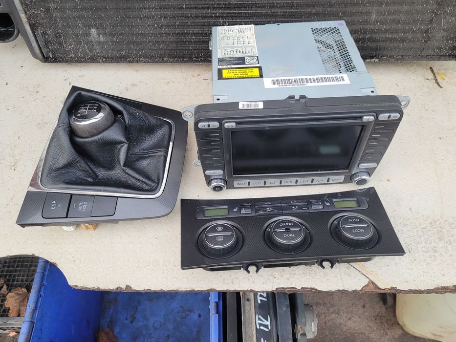 Radio panel klimatyzacvji vw passat B6 stan bdb