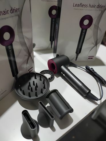 Secador iónico com acessórios