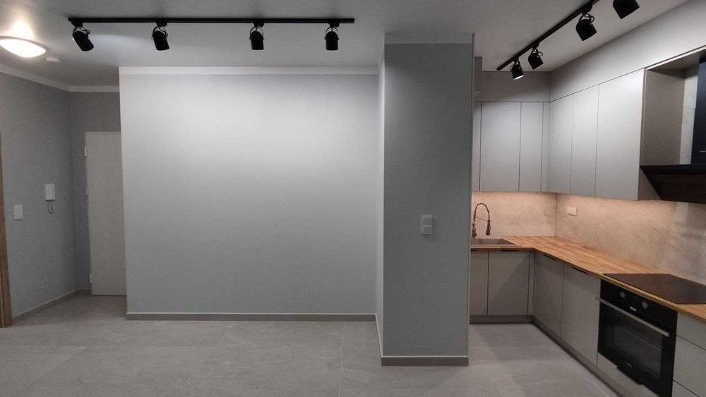 Kawalerka (40 m2) z tarasem (10 m2) na Ursusie niedaleko Factory