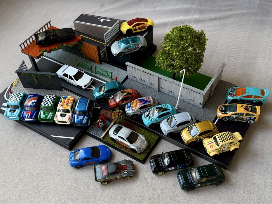 Hot Wheels Porsche, Audi, BMW, Mercedes, Aston, Pontiac, Volvo, Fiat