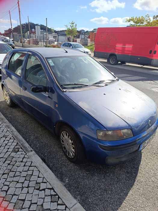 Vendo um carro de 2001