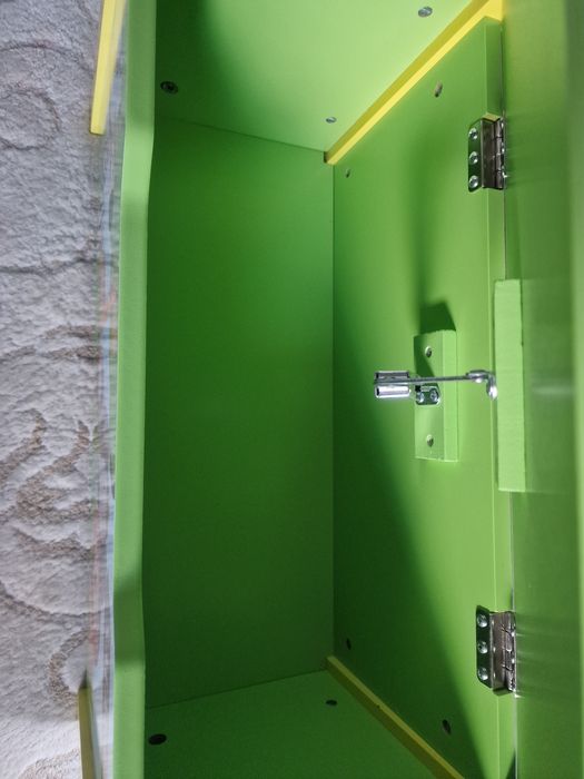 Pojemnik ma zabawki,laweczka