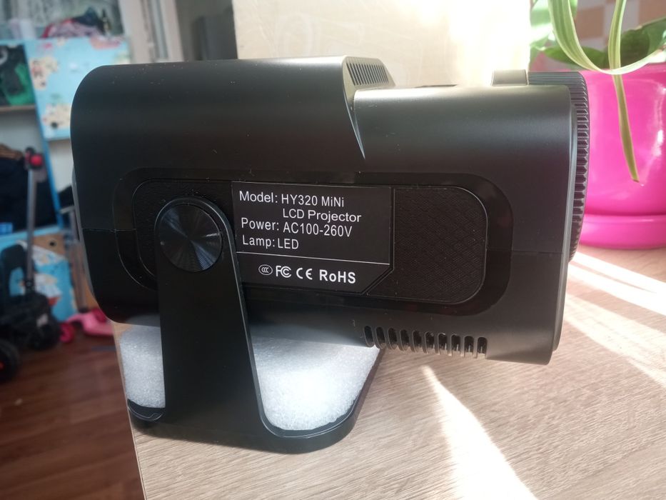 Новий 4K HD проектор Android