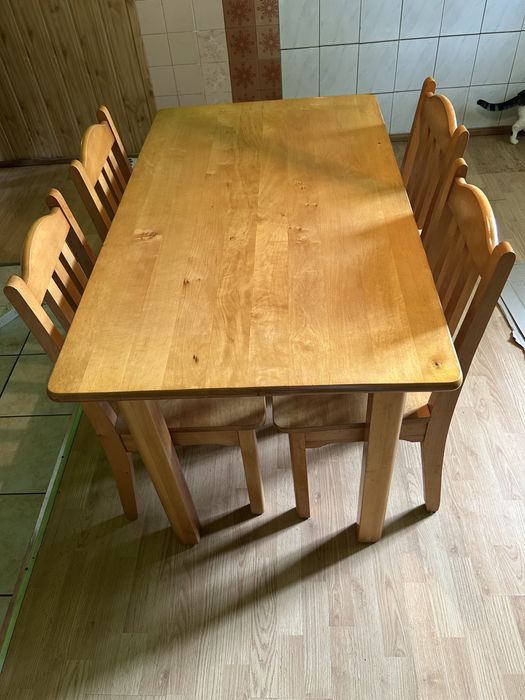 Stół drewniany 70x120 4 krzesla