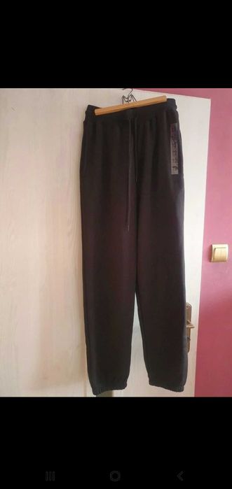 Spodnie dresowe damskie