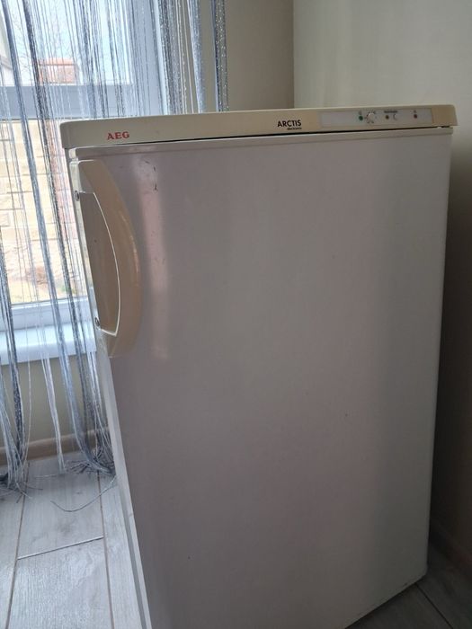Морозильна камера AEG ARCTIS electronic