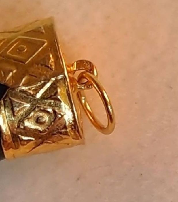 Pendentes Figas em Ouro amarelo de 19,2kt.