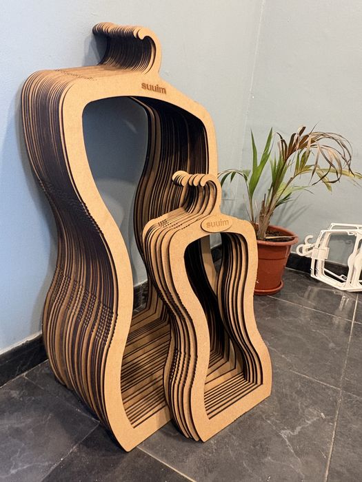 Cabides Expositor em madeira